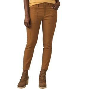NEW Prana Nikit Fitted Stretch Cargo Pants Walnut Brown Style W43202206 SIZE 12